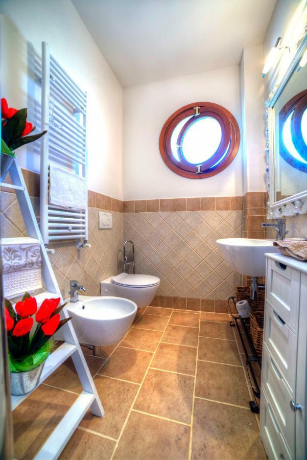 Casa Il Glicine A Due Passi Dal Centro Apartment Siena Luaran gambar