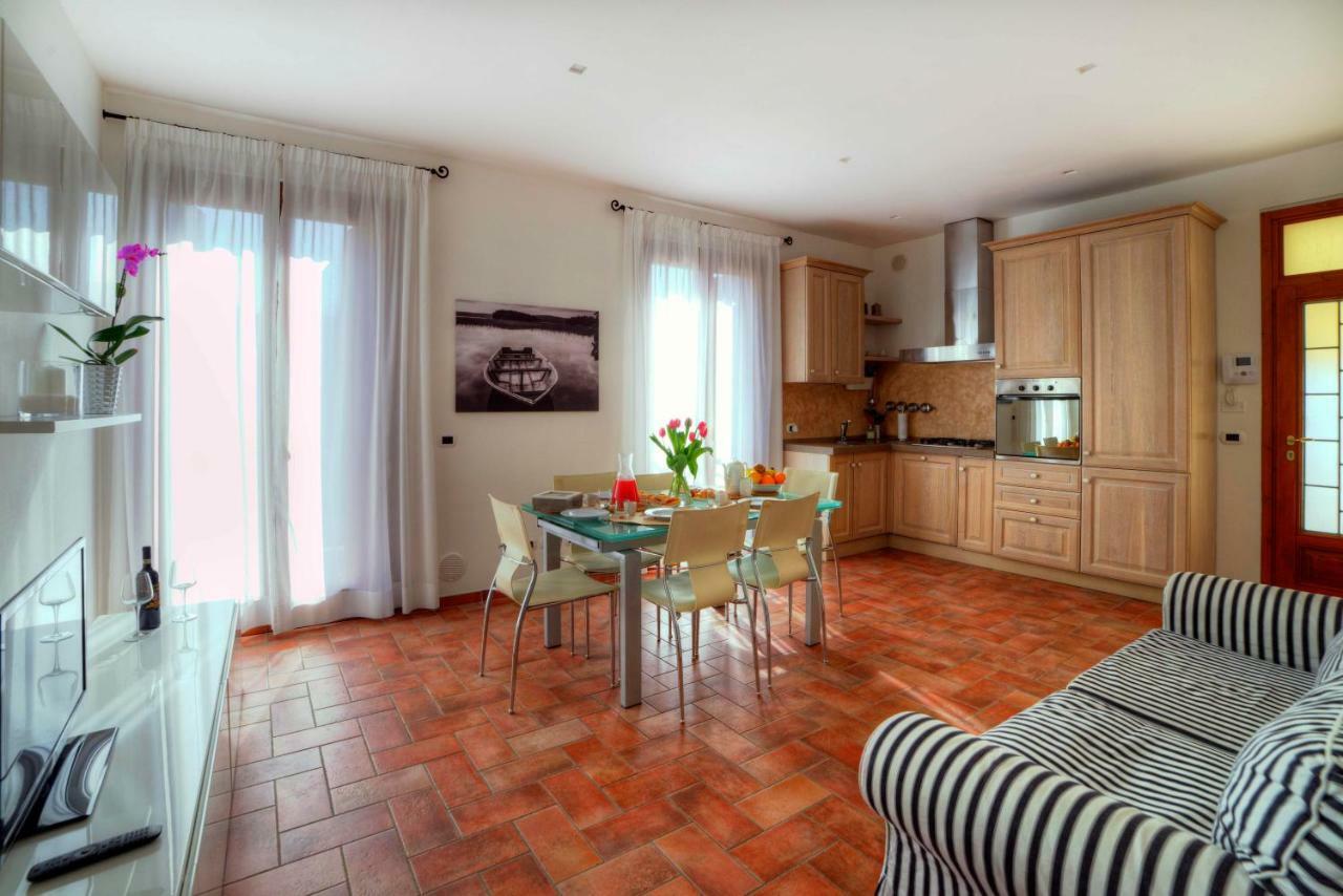 Casa Il Glicine A Due Passi Dal Centro Apartment Siena Luaran gambar
