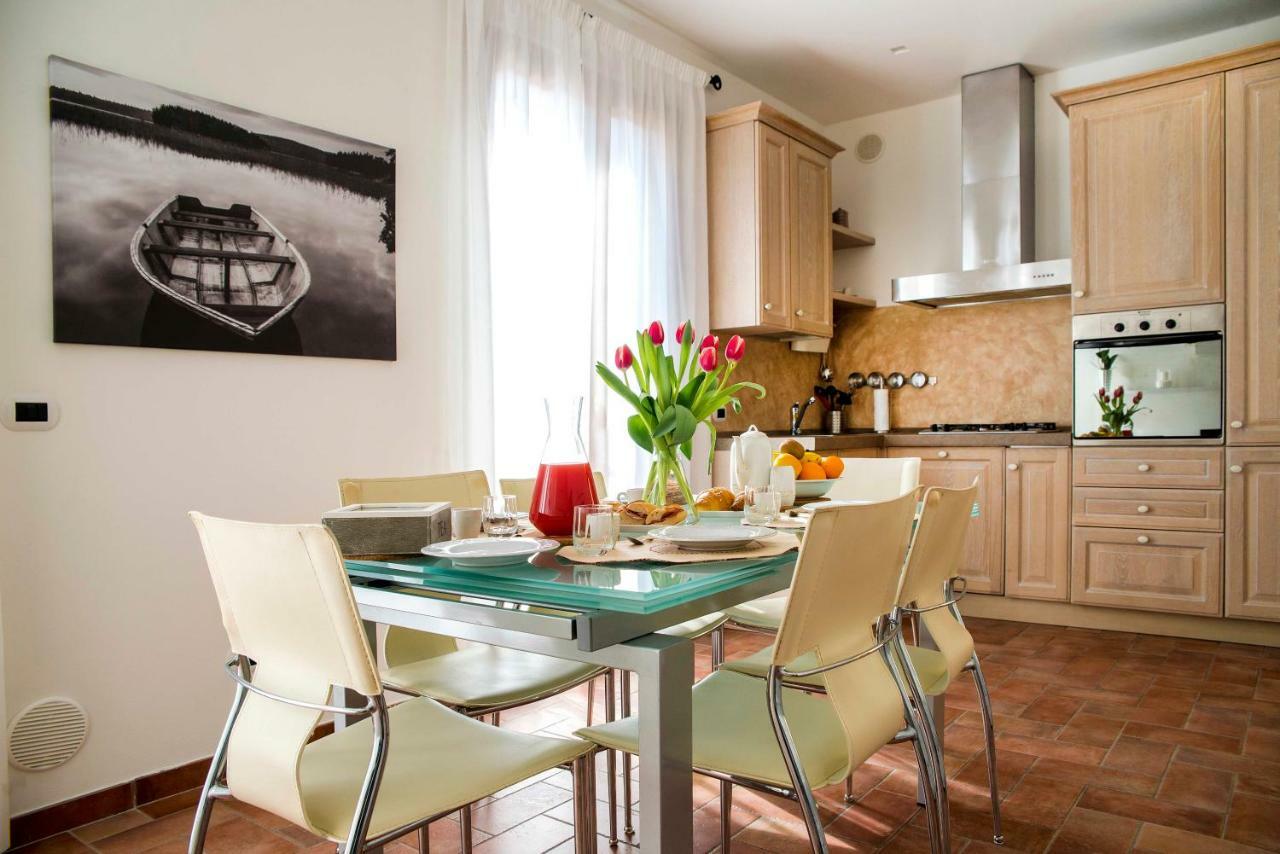 Casa Il Glicine A Due Passi Dal Centro Apartment Siena Luaran gambar